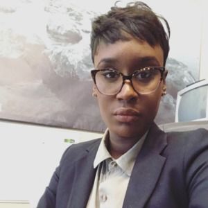 Meet your Posher, Alexis